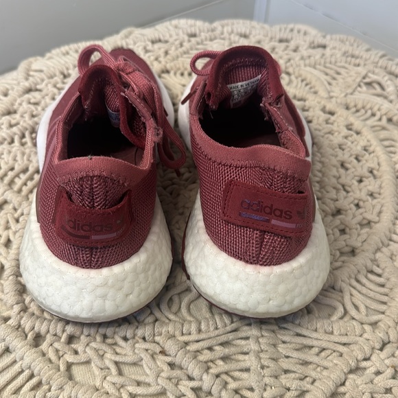 Adidas shoes - Picture 2 of 4